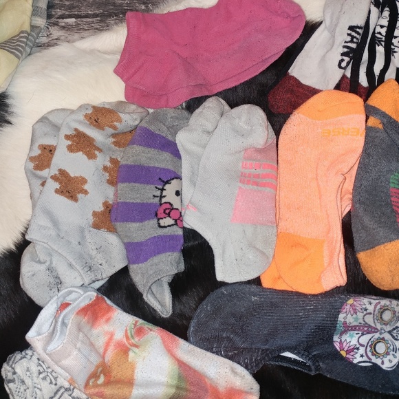 Muk Luk 11 pairs crew / thigh Christmas sock lot - Picture 3 of 6